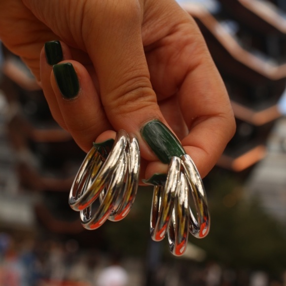 New Luxury SILVER Classic trend triple small hoops - Picture 6 of 7